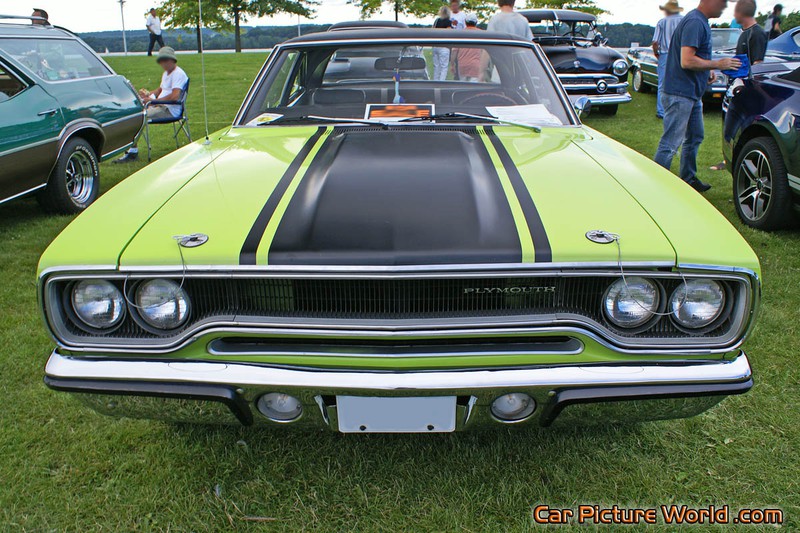 1970 383 Road Runner Front