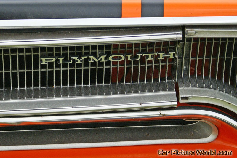 1970 440 6BBL Road Runner Grill Name Plate