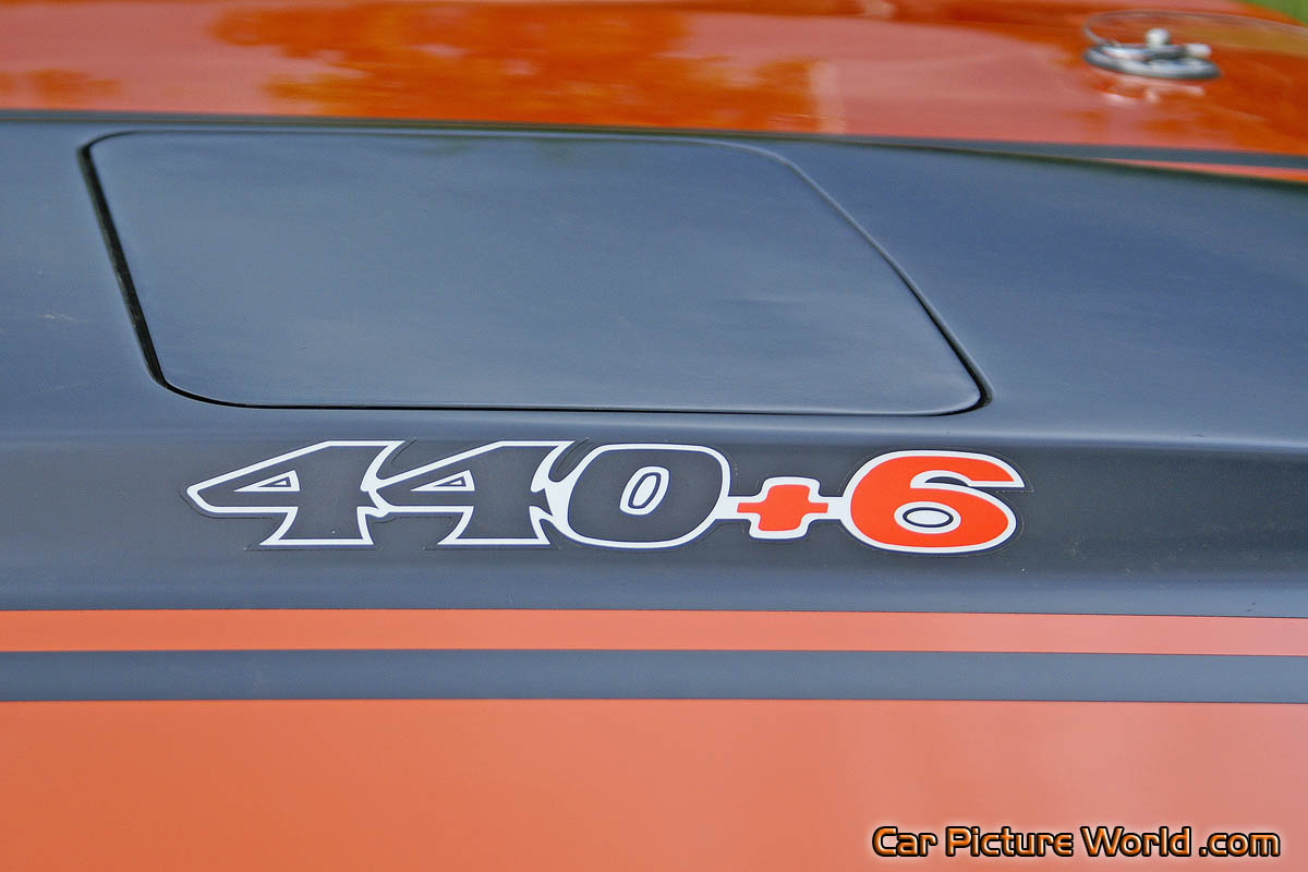 1970 440 6BBL Road Runner Hood Decal