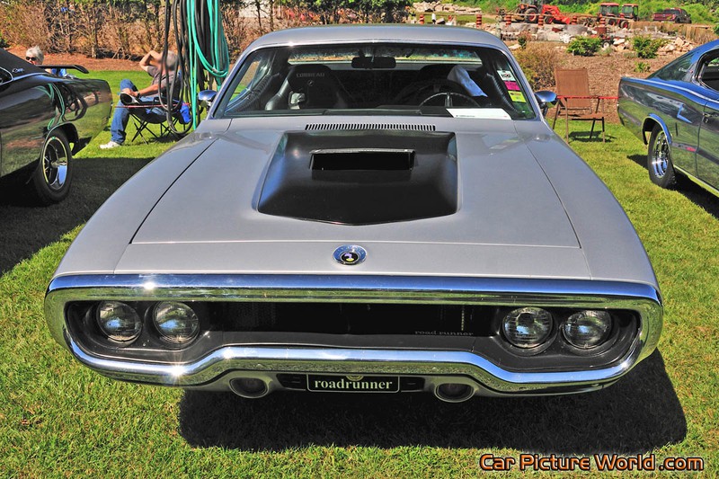 1972 440 Road Runner Front