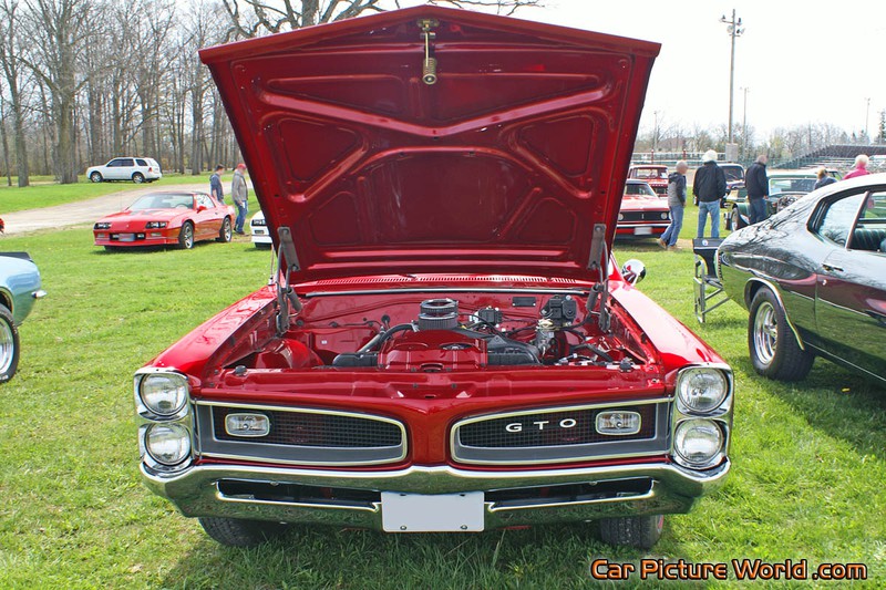 1966 GTO Front