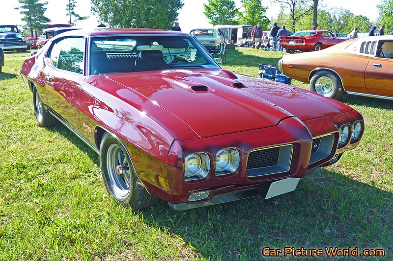 1970 455 GTO Front Right