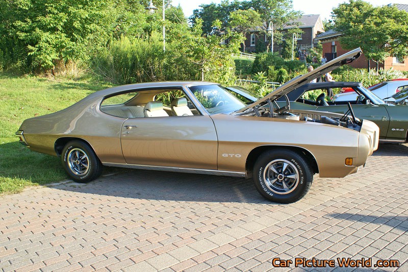 1970 Pontiac GTO Right Profile