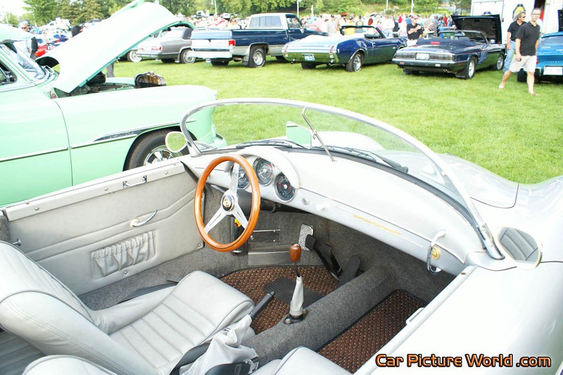 1957 Porsche 356 Speedster Interior