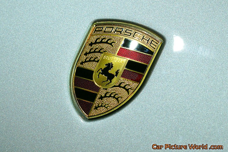 2014 Macan S Front Crest