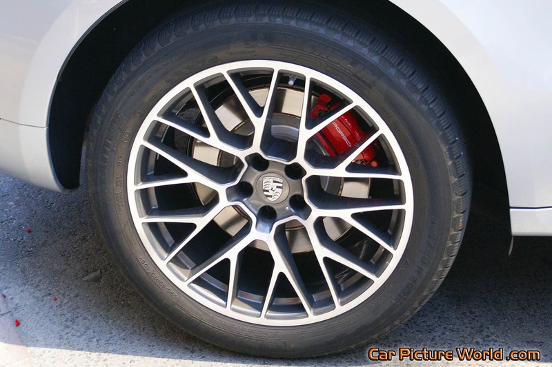 2014 Porsche Macan Turbo Wheel