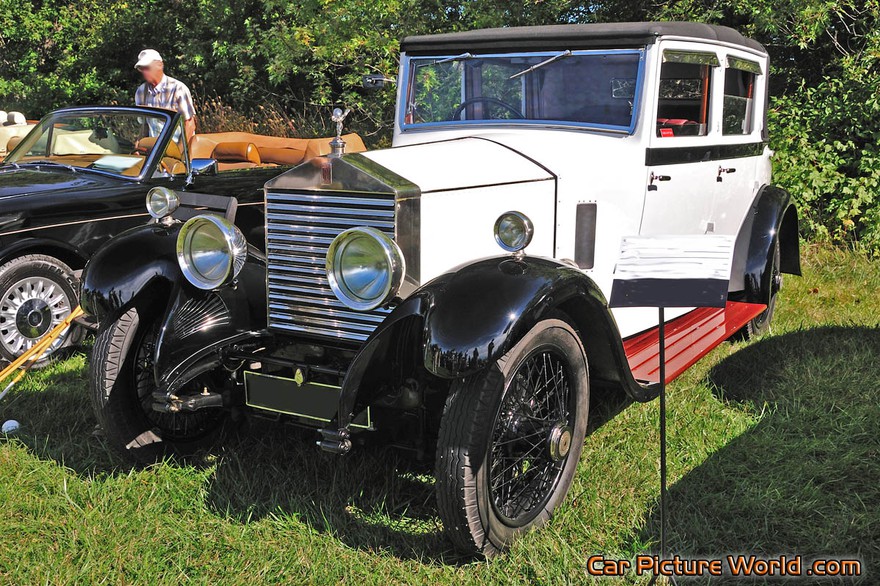Picture of a 1928 Rolls Royce Twenty