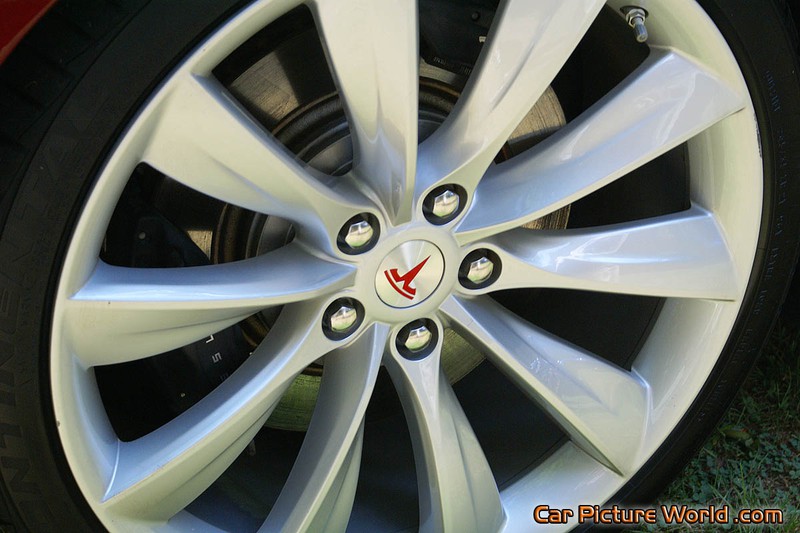 Model S P85 Wheel